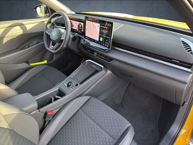 Volkswagen T-Roc 1.5 eTSI R-Line