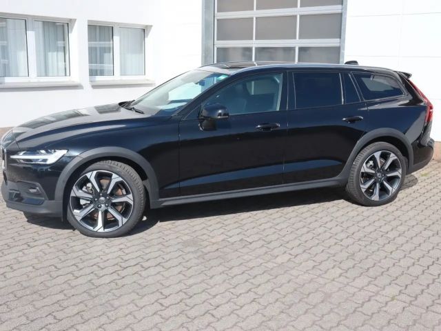 Volvo V60 Cross Country B4 Cross Country