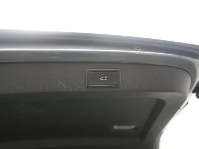 Skoda Superb Ambition Combi iV