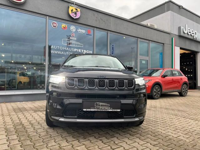 Jeep Compass 4x4 Hybrid