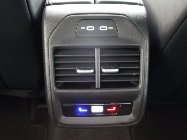 Volkswagen Passat 1.5 eTSI DSG Variant