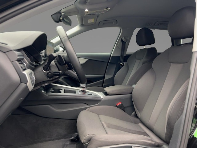 Audi A4 40 TFSI Avant S-Tronic