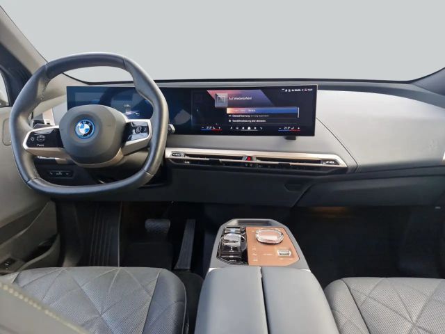 BMW iX xDrive40