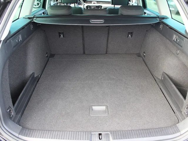Volkswagen Passat Business DSG Variant