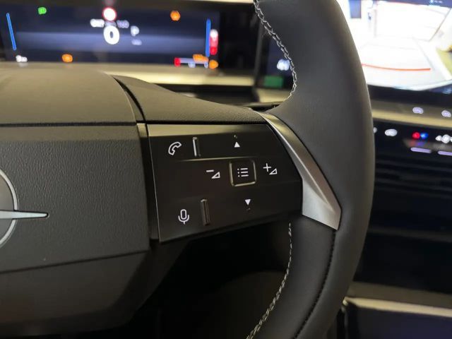 Opel Grandland X 100kW 1.2 LED+Navi