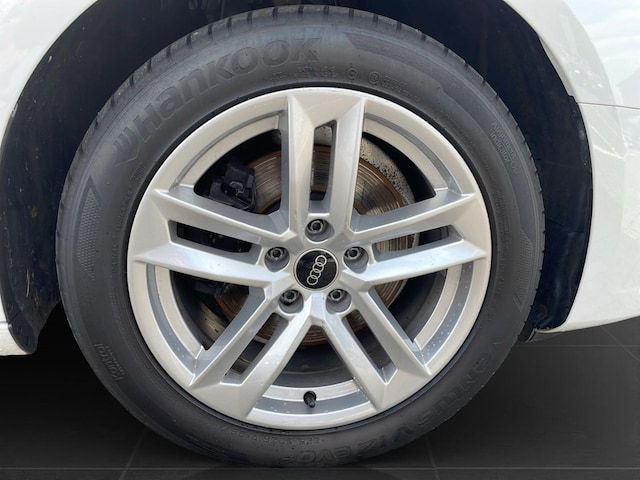 Audi A4 35 TFSI Avant S-Tronic