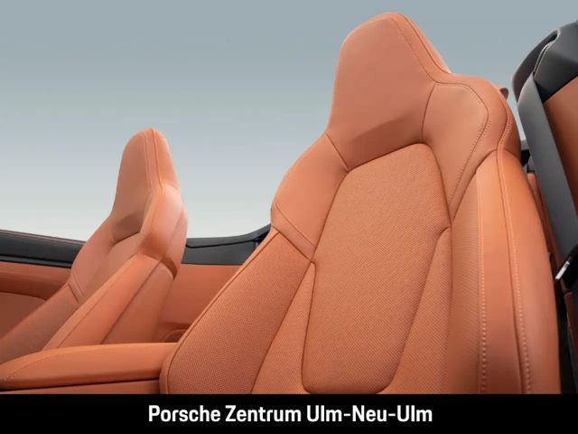 Porsche 992 4 Cabrio Carrera GTS