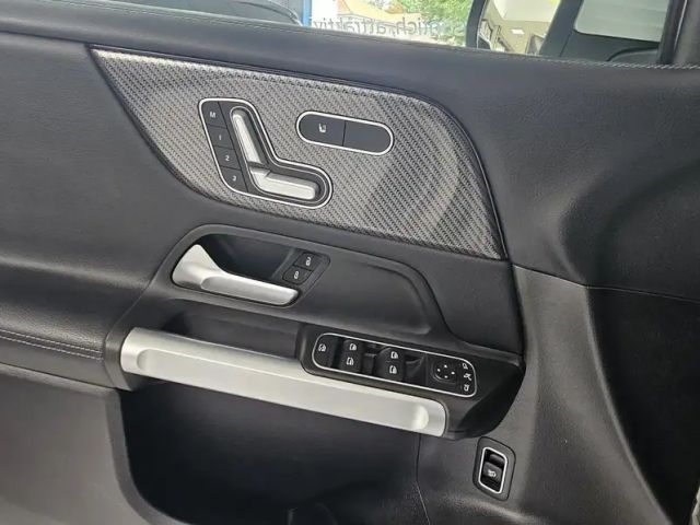 Mercedes-Benz GLB 200 AMG Line GLB 200 d