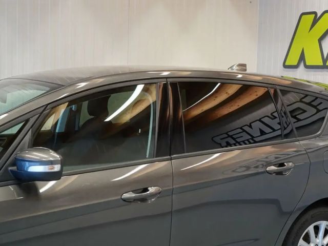 Ford S-Max 2,0 EcoBl. Aut. ''7SITZ*AHK*LED*NAVI*R-KAM''