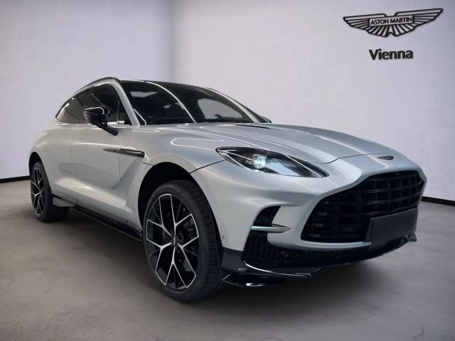 Aston Martin DBX DBX707 Facelift | Lightning Silver | Pano | B&W