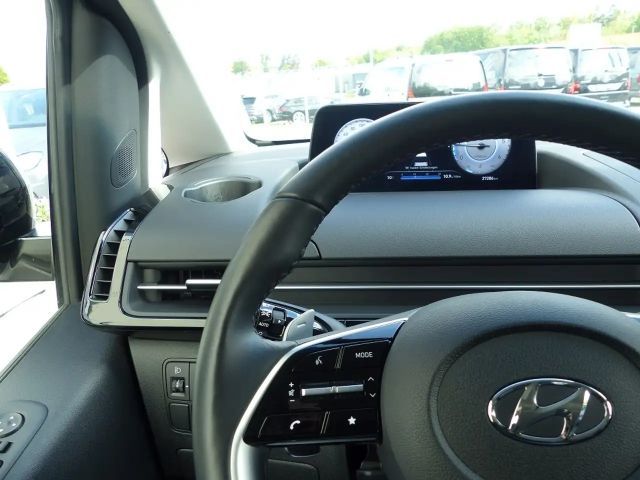 Hyundai Staria Prime