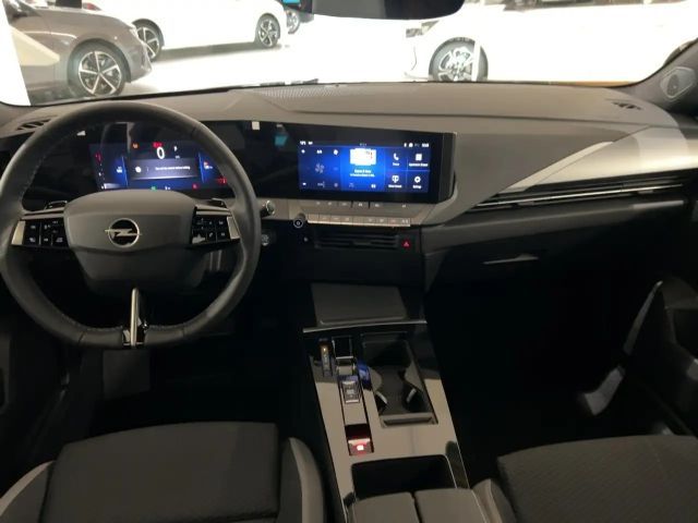 Opel Astra 1.2 Turbo Sports Tourer Turbo