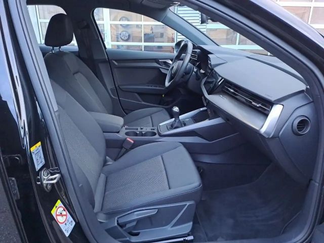 Audi A3 30 TDI Sedan Sportback