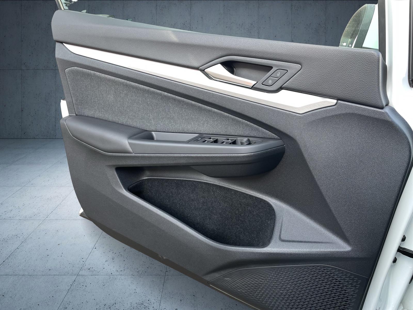 Volkswagen Golf 1.5 TSI Golf VIII Life