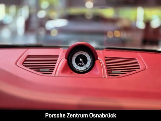 Porsche 992 4S Coupé Targa