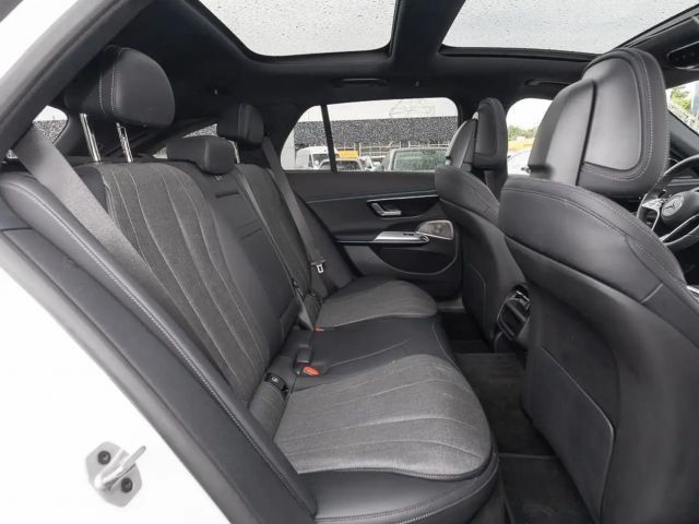 Mercedes-Benz E 300 E 300 e Estate