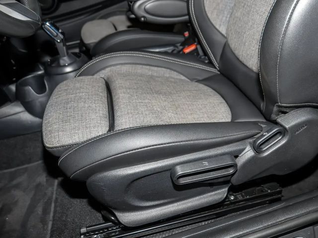 MINI Cooper LED PDC V+H DAB Parkass. Klima