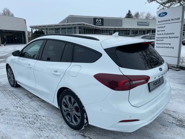 Ford Focus ST Line Wagon