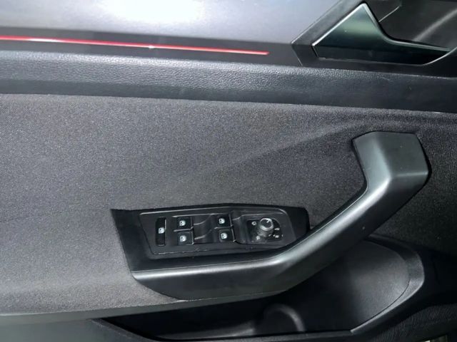 Volkswagen T-Roc 1.5 TSI DSG Sport