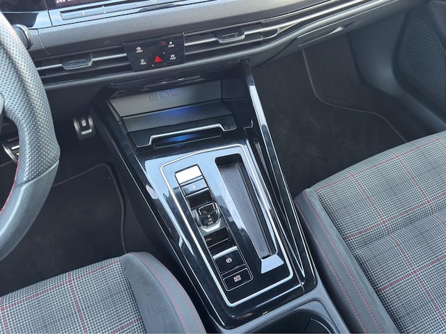 Volkswagen Golf 2.0 TSI DSG GTI