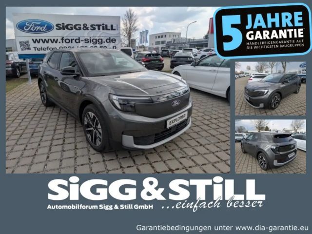 Ford Explorer Extended range RWD