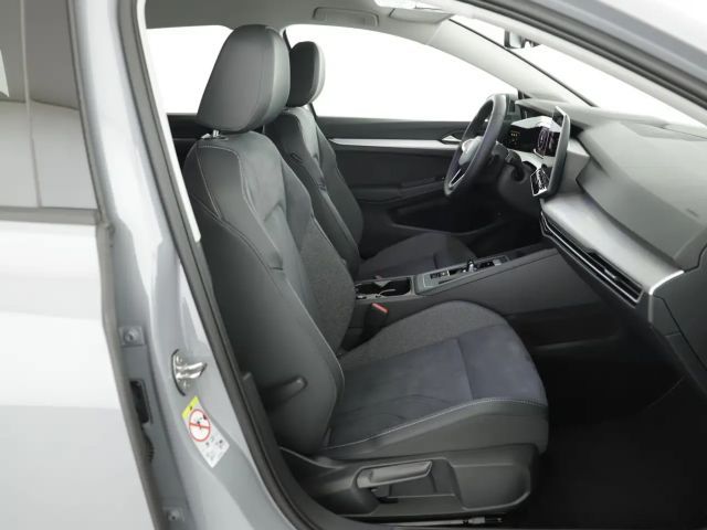 Volkswagen Golf Business DSG Variant