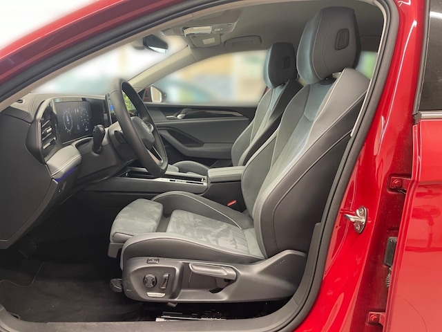 Volkswagen Passat 1.5 eTSI Business IQ.Drive