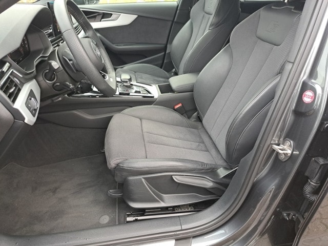 Audi A4 40 TDI Avant Quattro S-Line S-Tronic