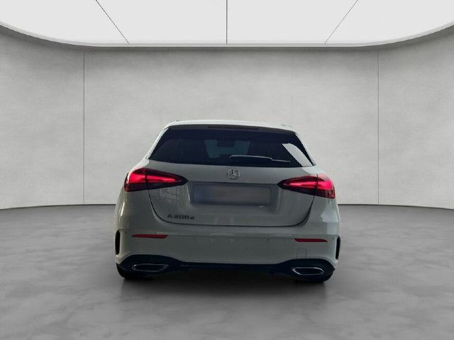 Mercedes-Benz A 200 A 200 d