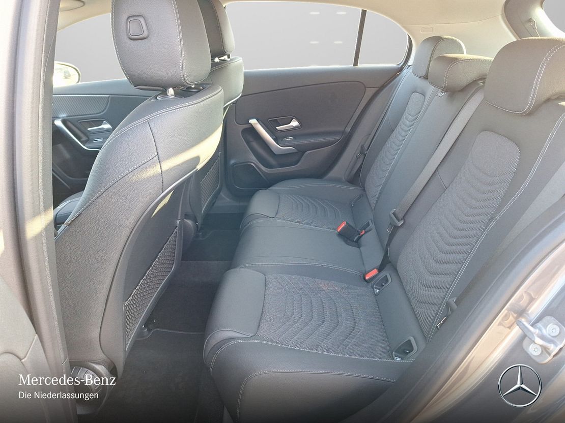 Mercedes-Benz A 200 A 200