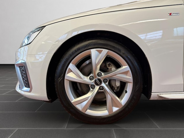 Audi A4 40 TFSI Avant S-Tronic