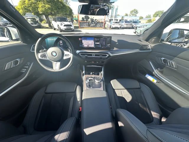 BMW 330 330i M-Sport Sedan xDrive