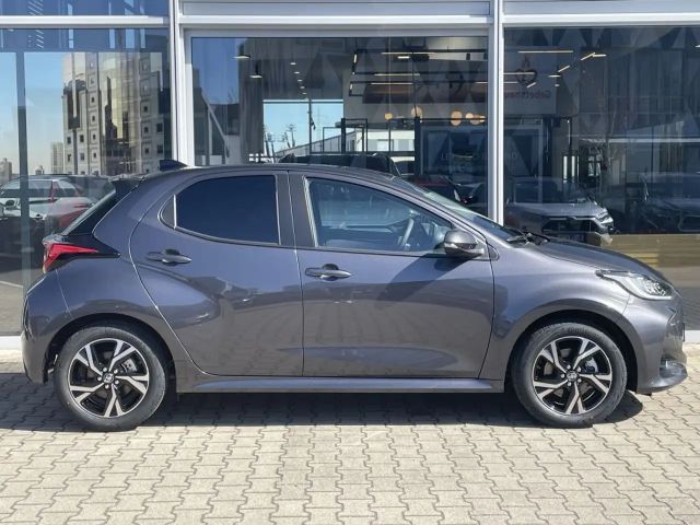 Toyota Yaris Hatchback Hybride VVT-i