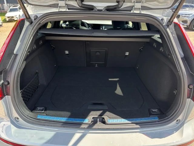 Volvo V60 Dark Hybrid Plus