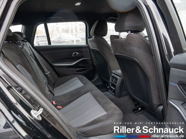 BMW 330 330i M-Sport Touring xDrive