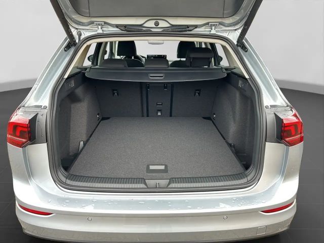 Volkswagen Golf 1.5 TSI DSG Life Variant