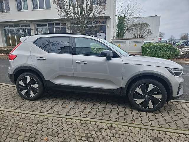 Volvo XC40 Plus