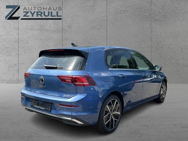 Volkswagen Golf 1.5 eTSI DSG