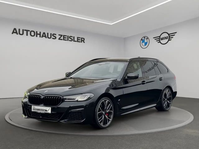 BMW 540 540d M-Sport Touring xDrive