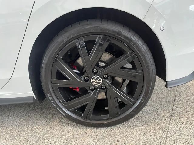 Volkswagen Golf 2.0 TSI DSG GTI