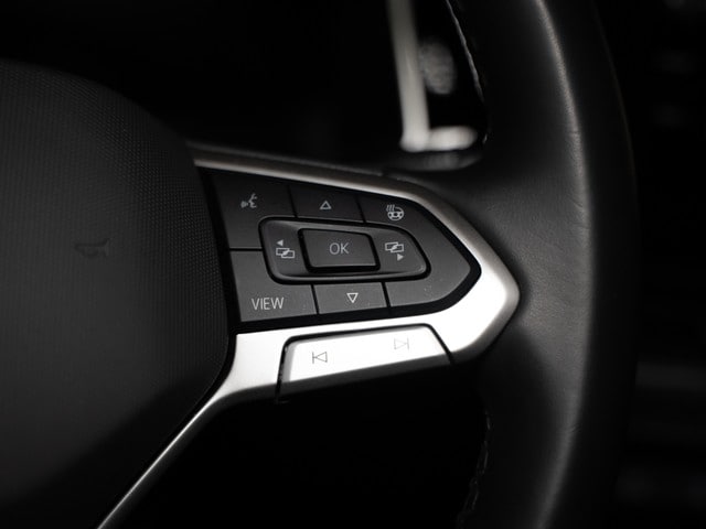 Volkswagen T-Roc T-Roc 2,0 TDI  DSG R-Line Navi R-Kamera AHK