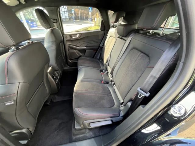 Ford Kuga Hybrid ST Line X
