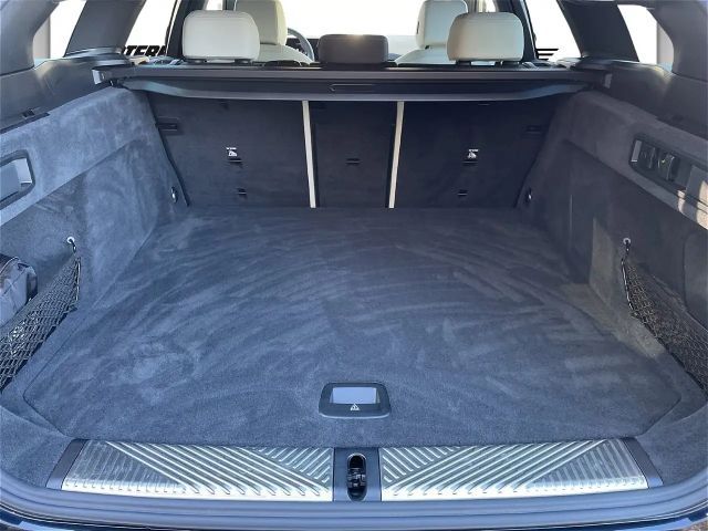 BMW 540 540d M-Sport Touring xDrive