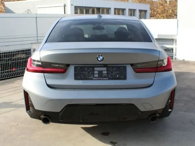 BMW 320 320d M-Sport Sedan xDrive