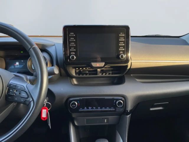 Toyota Yaris Hatchback Hybride Team D