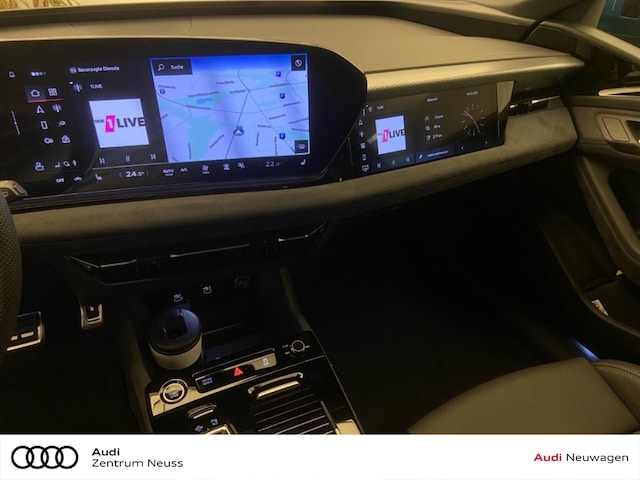 Audi A6 e-tron Avant Quattro