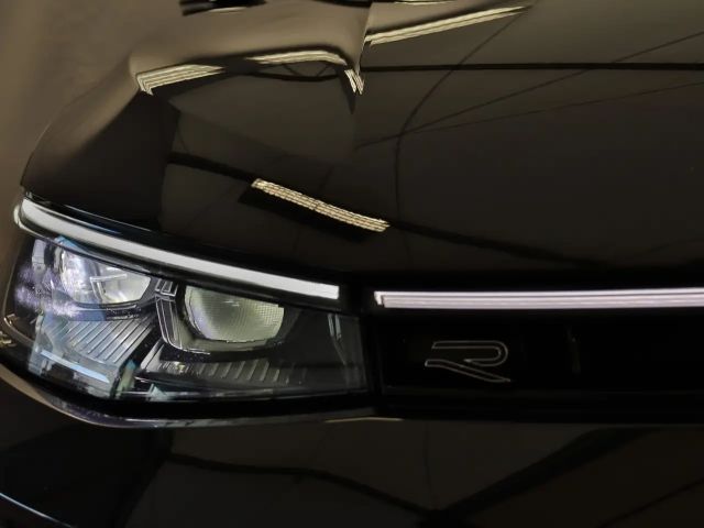 Volkswagen Passat DSG R-Line