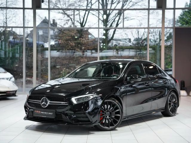 Mercedes-Benz A 35 AMG 4MATIC AMG Line