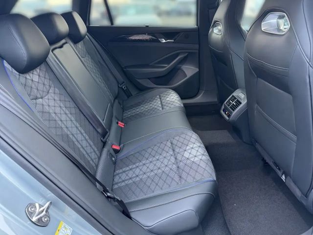 Volkswagen Passat 2.0 TDI DSG IQ.Drive R-Line