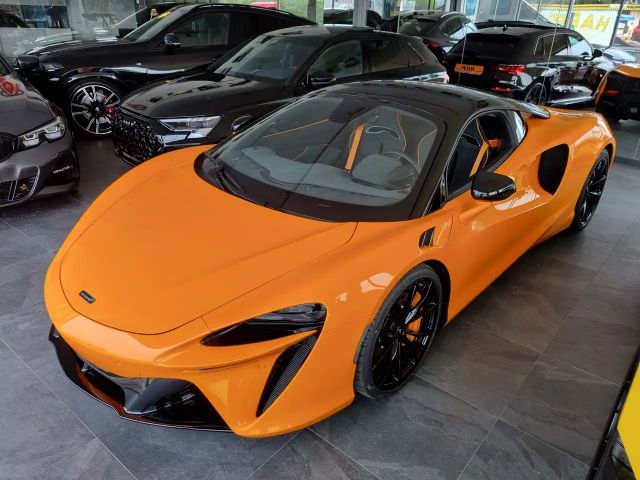McLaren Artura Performance Black Paket Lift Sport Auspuff Clubsp.